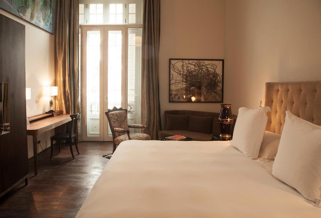 HotelB01