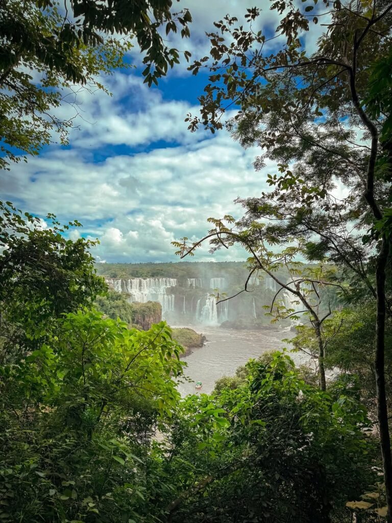 Discover a Continent of Infinite Wonders 4 iguazu-argentina
